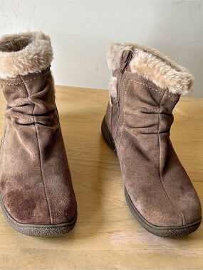 Liz & Co Faux Fur-Lined Brown Boots 7 M